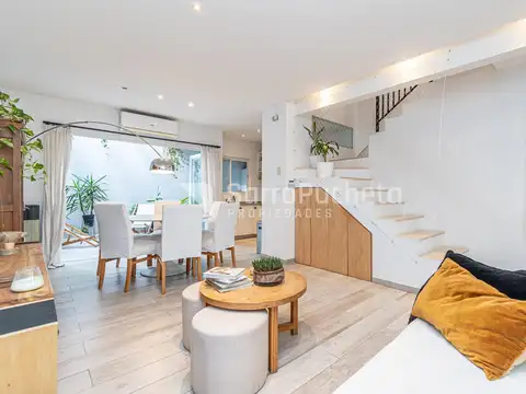Venta Ph 3 ambientes con patio y cochera en Haedo.