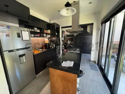 22 Entre 51 y 53 , Piso 0