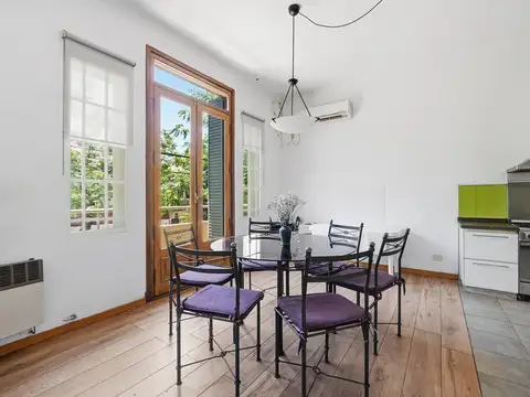 Depto Tipo Casa 4 ambientes con 2 baños