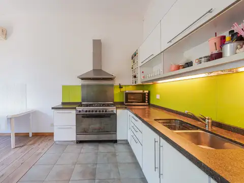 Depto Tipo Casa en Venta de 4 ambientes