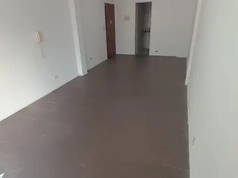 CAMPANA 2700, Piso 1