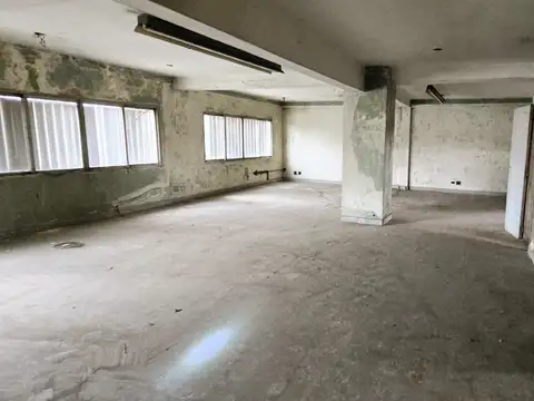 Galpon en Venta en Lanus Oeste, USD 1.000.000