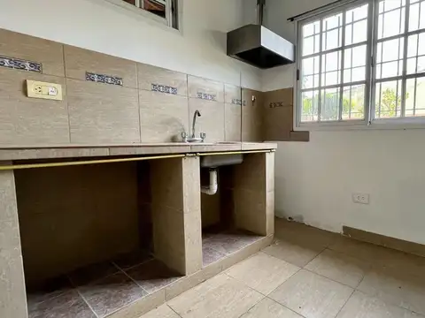 CASA 3 AMBIENTES VENTA MONTE GRANDE MAS DEPTO