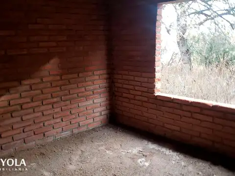 Casa 3 ambientes con 1 baño