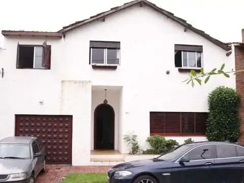 Venta Casa 6 ambientes- La Lucila-