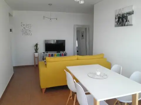 Estevez Torre 1 100, Piso 8