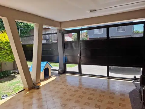 Casa en Venta en Lomas De Zamora, USD 145.000