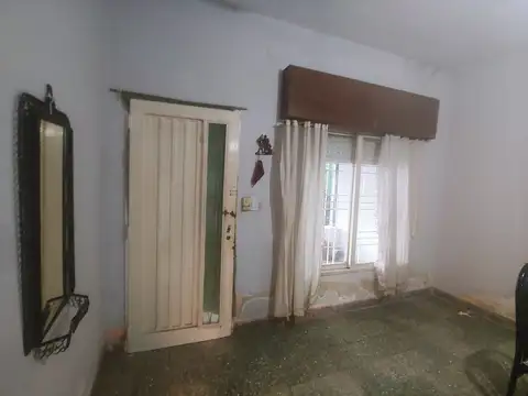 Depto Tipo Casa en Venta 56 años