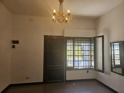 Casa en Alquiler en San Justo, $ 800.000