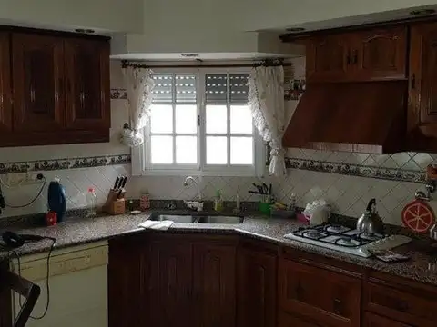 Chalet en Venta en Quilmes Oeste