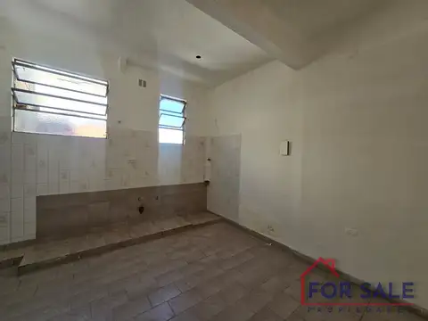 Alcaraz 4600, Piso 1