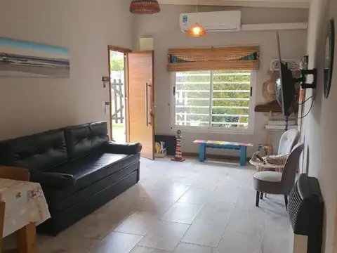 Casa en Venta con 4 cocheras