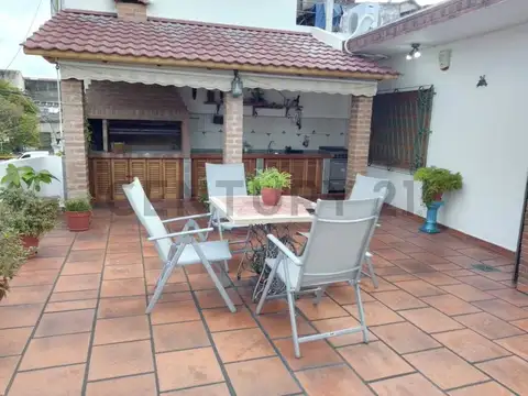 Casa en Venta en Pompeya, USD 164.900