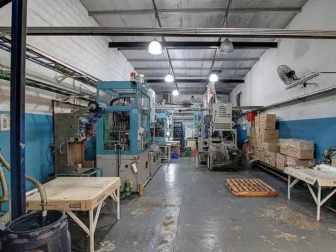 Galpon en Venta en Boca, USD 750.000