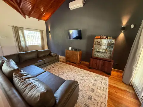 Casa en Alquiler Temporal en Los Pinos, USD 2.200