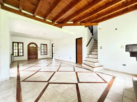 Casa en Venta en Moreno, USD 230.000