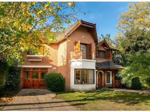 VENTA CASA MORENO 5 AMBIENTES