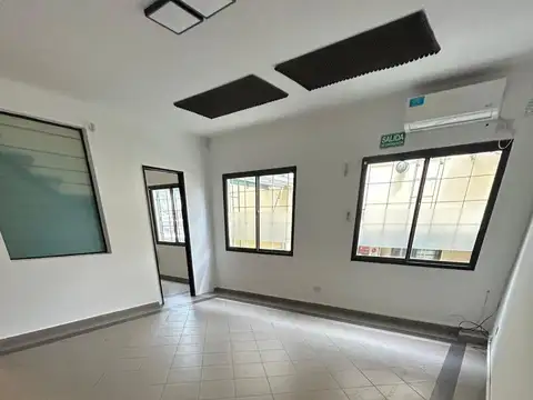 Oficina en Alquiler 25 años