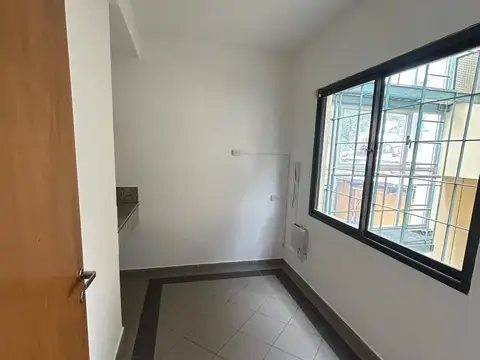 Oficina en Alquiler 25 años