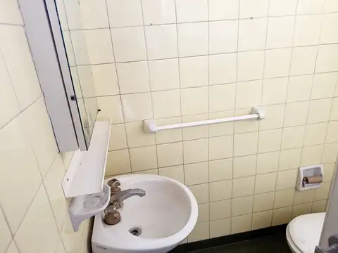 Local en Venta en Acassuso Vias  /  Santa Fe, USD 364.000