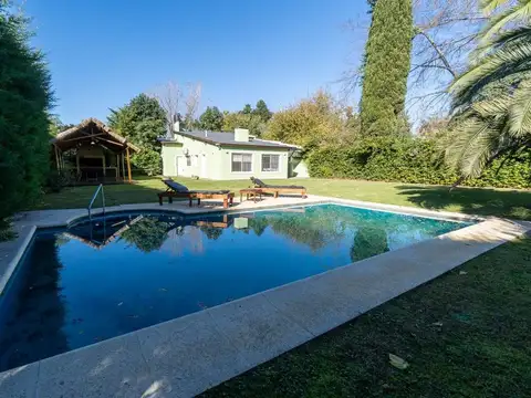 Venta Casa 2 dorm C/Parque y Pileta Derqui/Pilar