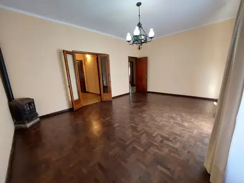 Casa ph en alquiler.