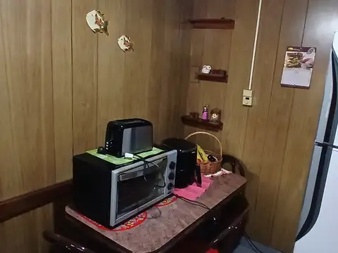 CASA 3 AMBIENTES SOBRE DOS LOTES