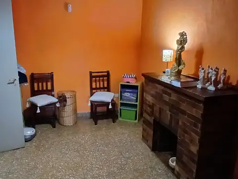 CASA 3 AMBIENTES SOBRE DOS LOTES