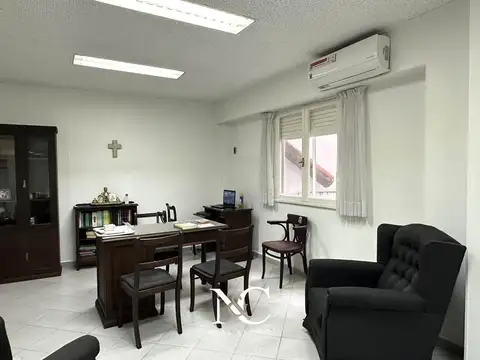 Oficina en Venta en Tribunales, USD 185.000