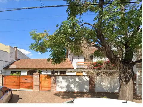 Juan Agustín García 5400