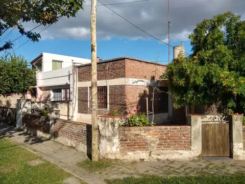 Av. Andres Vietti 300