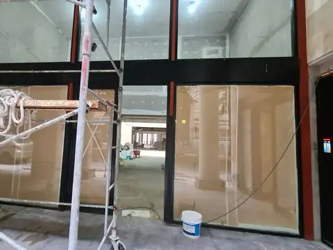 Local en Alquiler en Monserrat, USD 5.472