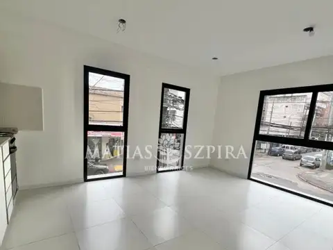 Departamento - Alquiler - Argentina, Morón - Martin Irigoyen 505