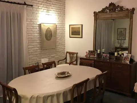 Casa 6 ambientes con 3 baños