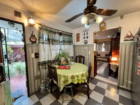 VENTA! Casa tipo duplex de 4 amb c/ cochera! Haedo Norte