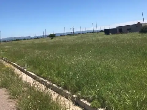 TERRENO EN VENTA . Bicentenario. Juarez Celman Financiado