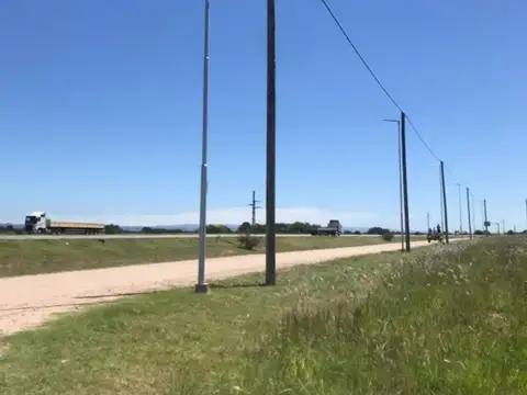 Terreno en Venta en Bicentenario, USD 9.000