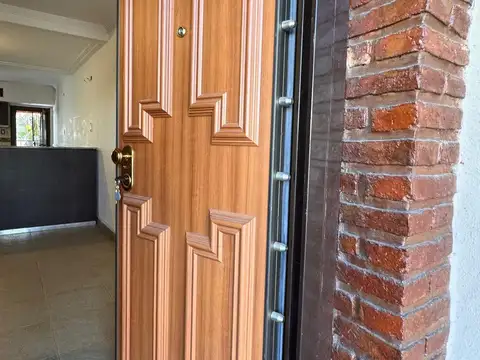 Casa en Venta en Lanus Oeste, USD 145.000