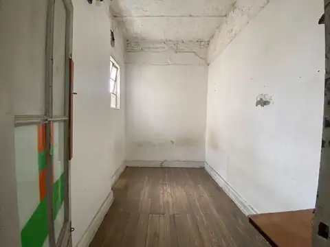 Depto Tipo Casa en Venta 50 años