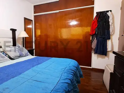 CENTRO IMPECABLE DEPTO 2 Dormitorios + Escritorio