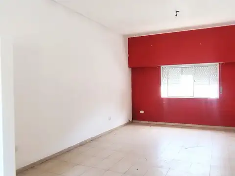 91 entre 121 bis y 122 100