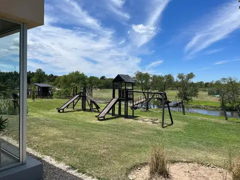 Terreno en Venta de 909,0 m2