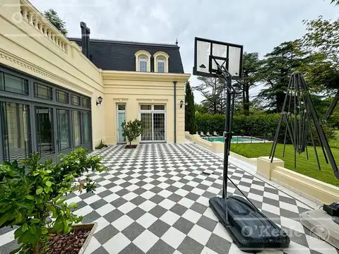 Casa en Abril Club de Campo