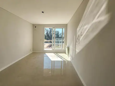 Av Eva Peron 8900- Local Comercial