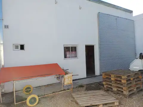 Galpon en Venta en Centro, USD 130.000