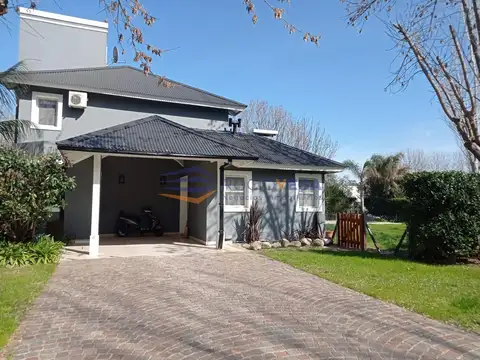 Casa 4 ambientes con 3 baños