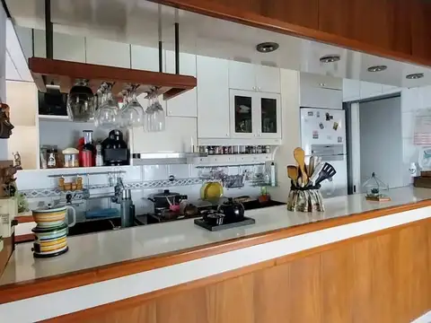 SALVADOR MARIA DEL CARRIL 1600