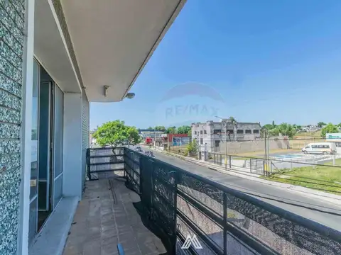 Local en Venta 65 años