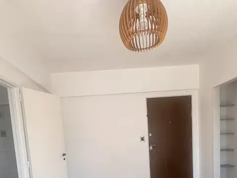 Departamento en Alquiler en Recoleta, $ 650.000