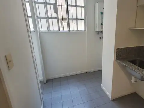 Oficina en Alquiler en Balvanera, $ 1.000.000